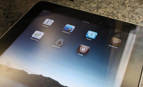 Blackra1n & Cydia Spotted on Apple iPad
